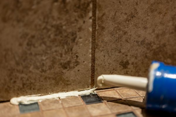 Shower Caulk Replacement in Cartersville